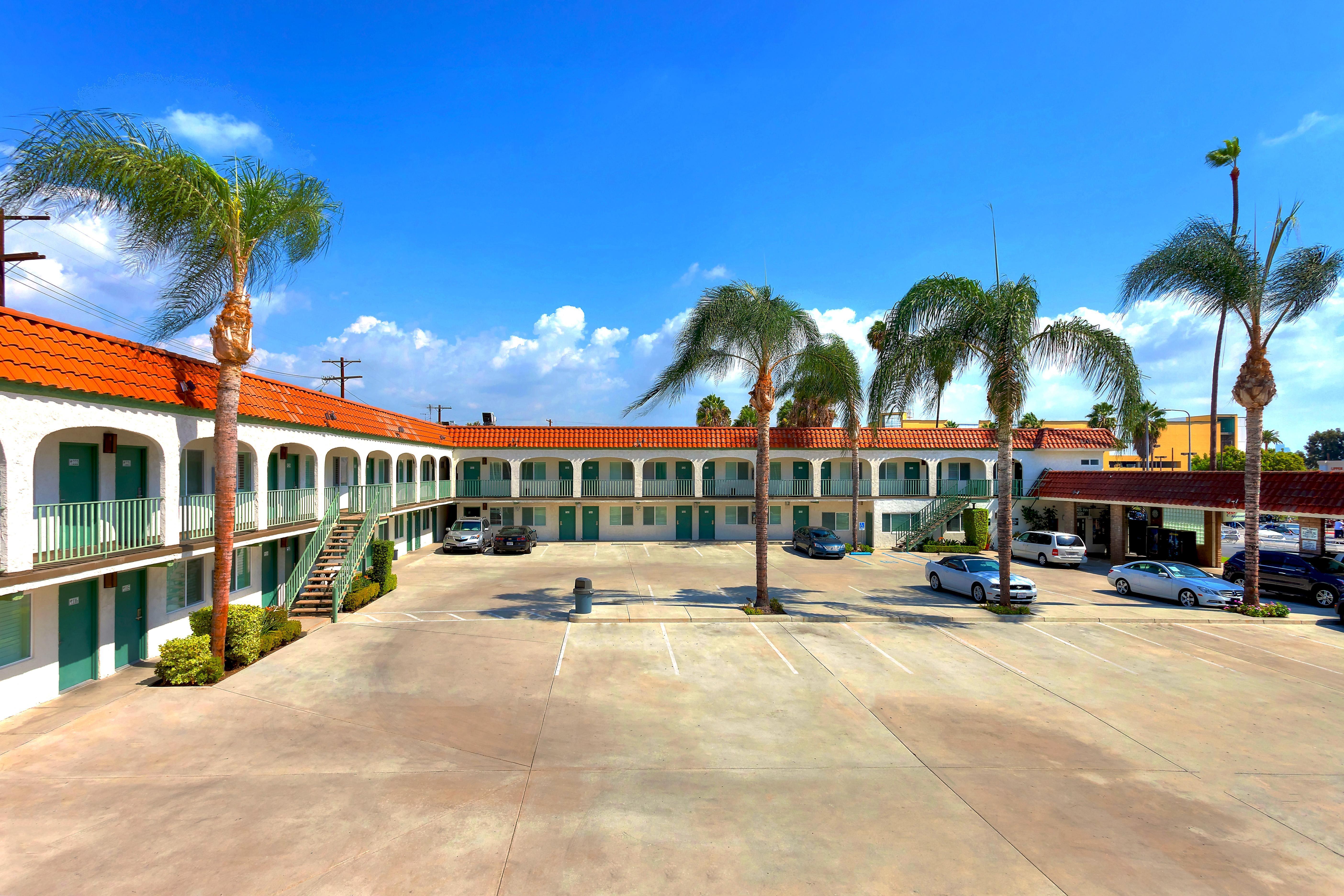 Hotel Dunes - Sunset